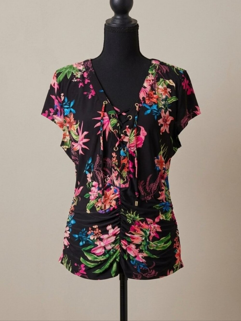 Size Large I.N.C. International Concepts tropical floral lace-up shirt. Exc Cond